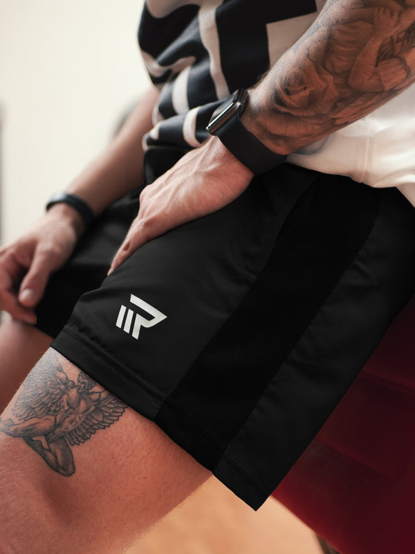 SHORTS "PUSH HARDER" - schwarz